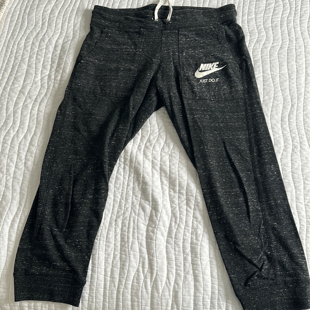 Nike cropped joggers